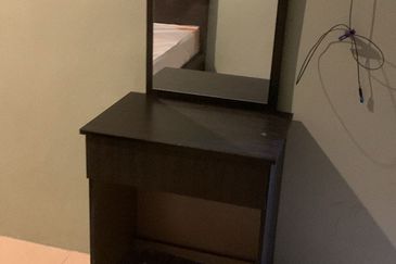 RUMAH TERES SETINGKAT UNTUK DISEWA