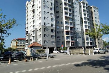 Taman Teluk Air Tawar Indah