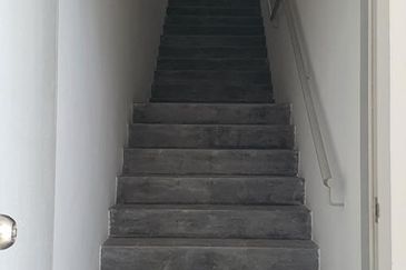 SHOP OFFICE FOR SALE & RENT