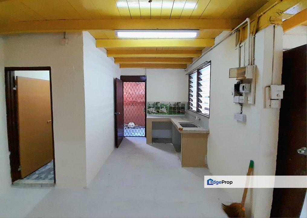 DOUBLE STOREY CLUSTER HOUSE FOR SALE TAMAN SEMBILANG, Penang, Seberang Jaya