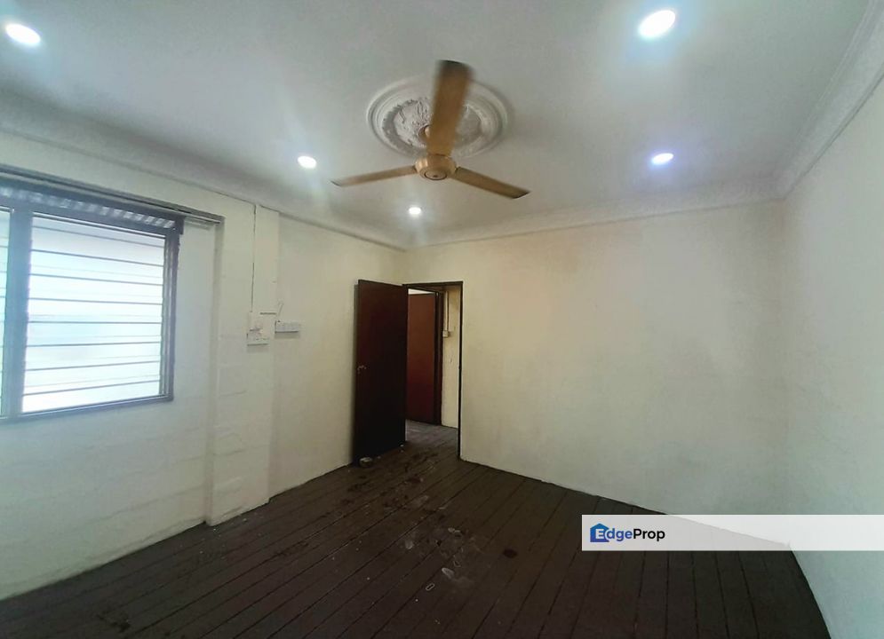 DOUBLE STOREY CLUSTER HOUSE FOR SALE TAMAN SEMBILANG, Penang, Seberang Jaya