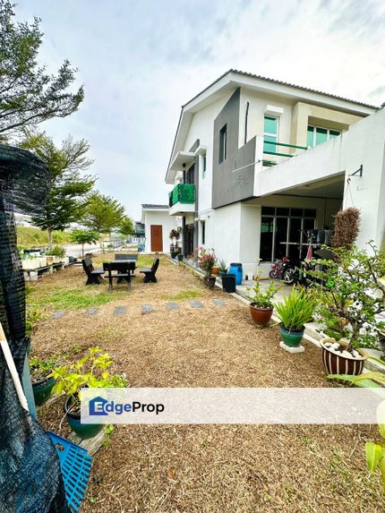 RUMAH TERES 2 TINGKAT CORNER LOT UNTUK DI JUAL, Kedah, Sungai Petani