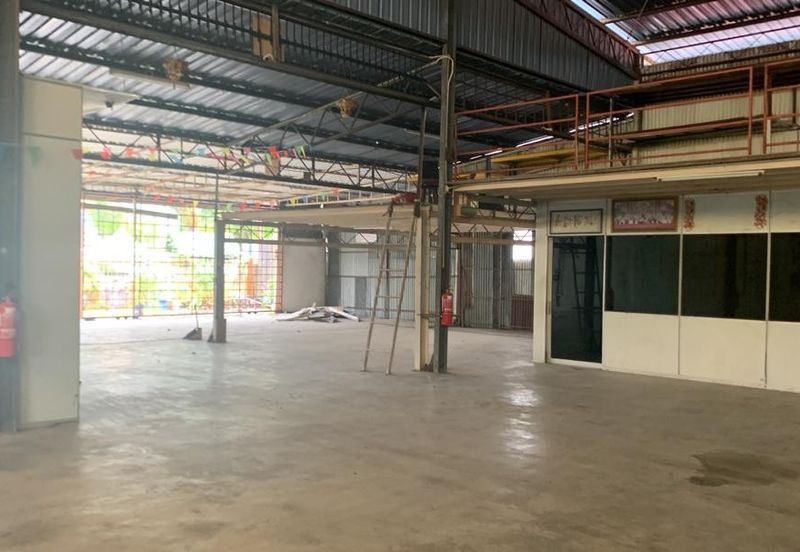 TANAH DAN BANGUNAN UNTUK DI JUAL