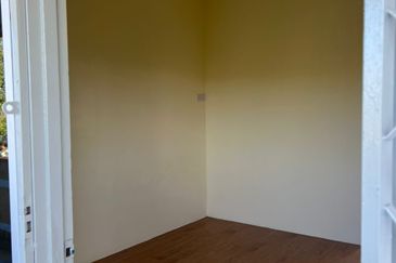 FLAT UNTUK DIJUAL FULLY RENO