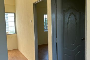 FLAT UNTUK DIJUAL FULLY RENO