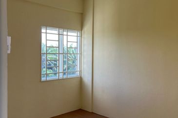 FLAT UNTUK DIJUAL FULLY RENO