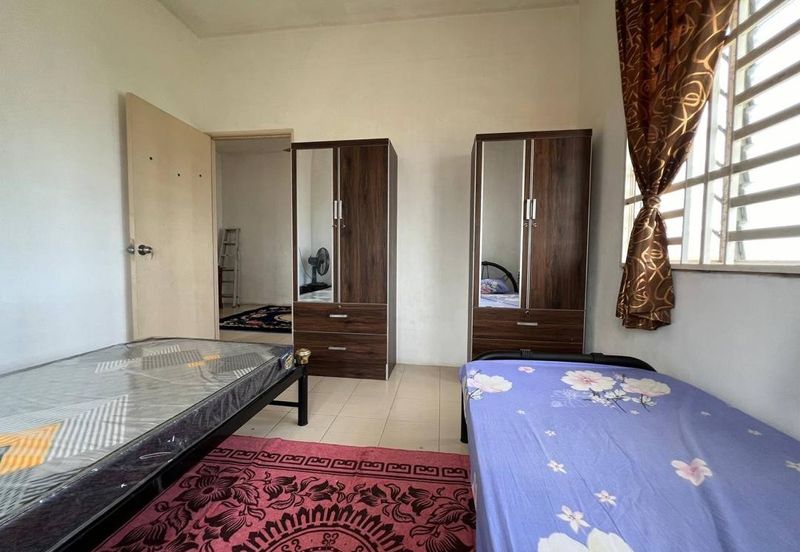 RUMAH FLAT UNTUK DIJUAL
