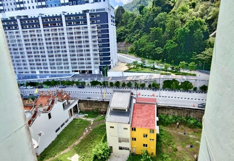 APARTMENT FOR SALE SESUAI UNTUK INVESTMENT