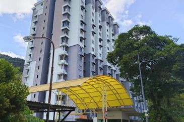 APARTMENT FOR SALE SESUAI UNTUK INVESTMENT