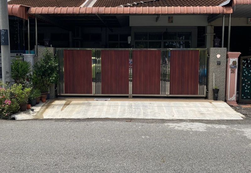 RUMAH TERES SETINGKAT UNTUK DIJUAL 