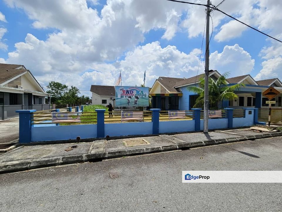 RUMAH TERES SETINGKAT (CORNER LOT) UNTUK DIJUAL , Penang, Bertam