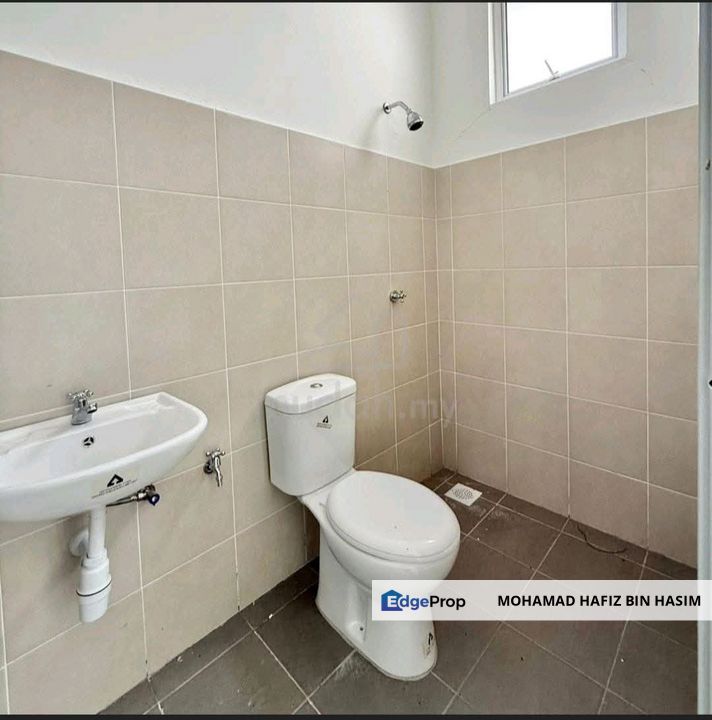 UNTUK DIJUAL CORNER LOT DI LUNAS!
RUMAH TERES SETINGKAT BANDAR PERMATA LUNAS, KULIM

🔥 HARGA TURUN!
💰 Dari RM460,000 ➝ RM435,000 SAHAJA ✨
, Kedah, Kulim