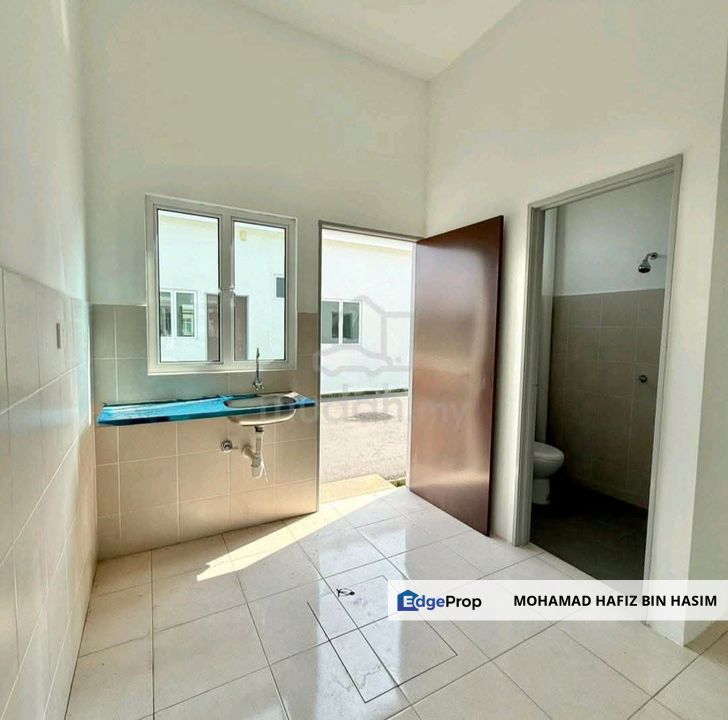 UNTUK DIJUAL CORNER LOT DI LUNAS!
RUMAH TERES SETINGKAT BANDAR PERMATA LUNAS, KULIM

🔥 HARGA TURUN!
💰 Dari RM460,000 ➝ RM435,000 SAHAJA ✨
, Kedah, Kulim