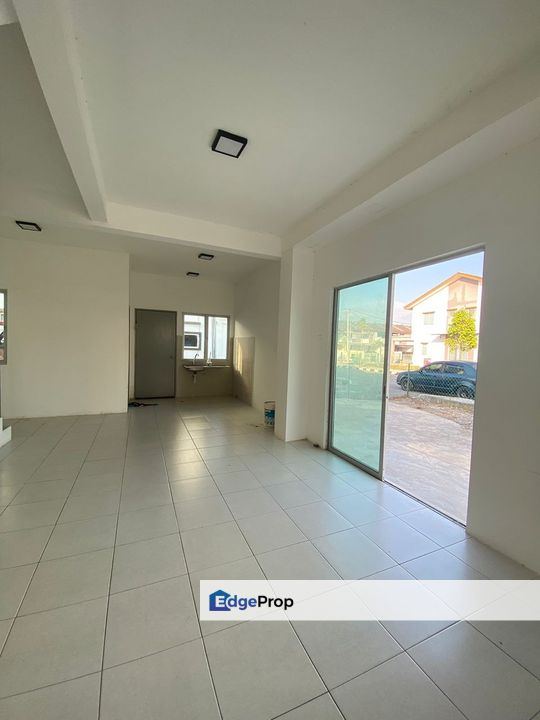 RUMAH TERES DUA TINGKAT CORNER LOT UNTUK DIJUAL , Penang, Tasek Gelugor