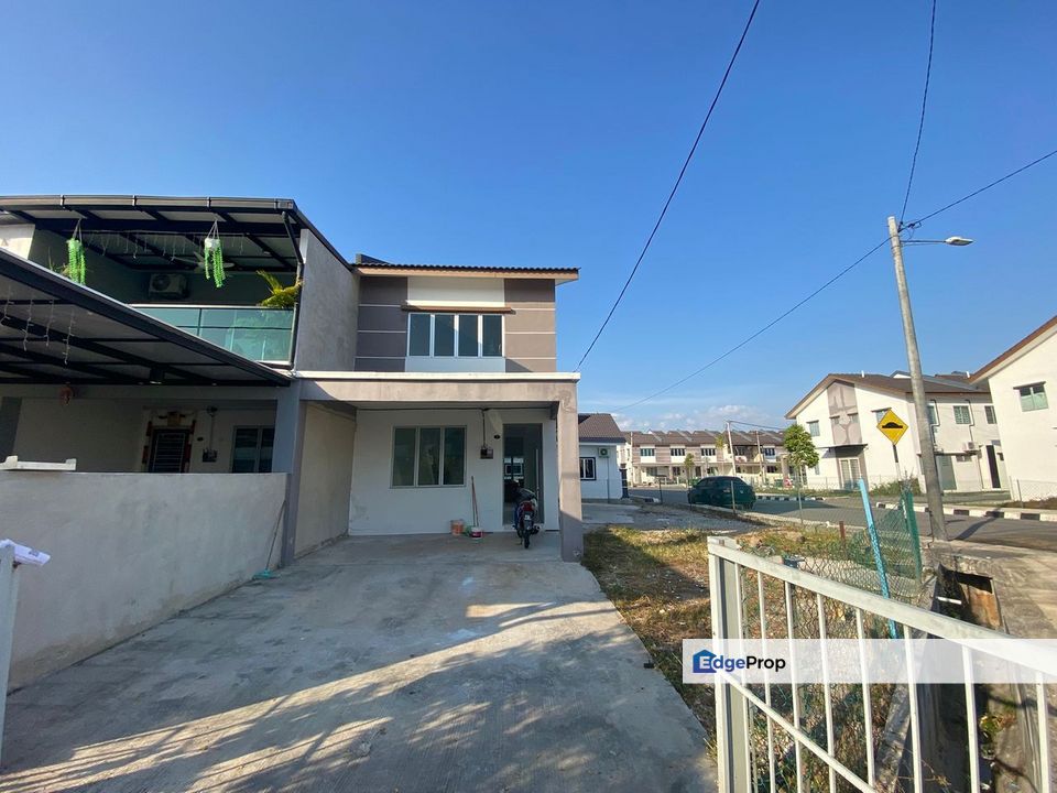 RUMAH TERES DUA TINGKAT CORNER LOT UNTUK DIJUAL , Penang, Tasek Gelugor