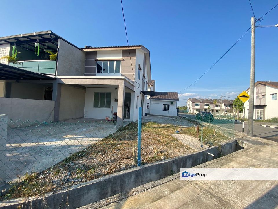 RUMAH TERES DUA TINGKAT CORNER LOT UNTUK DIJUAL , Penang, Tasek Gelugor