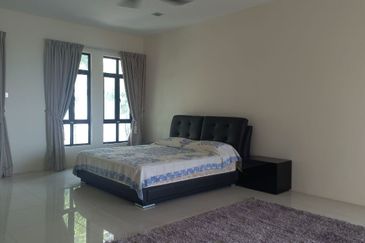 VILLA FOR SALE FULLY FURNISHED LUXURY HOME at Batu Ferringhi Penang
