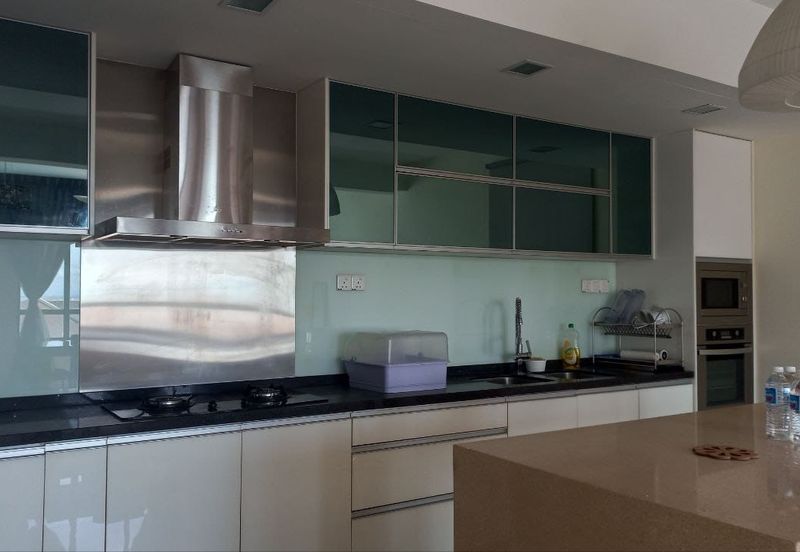 VILLA FOR SALE FULLY FURNISHED LUXURY HOME at Batu Ferringhi Penang