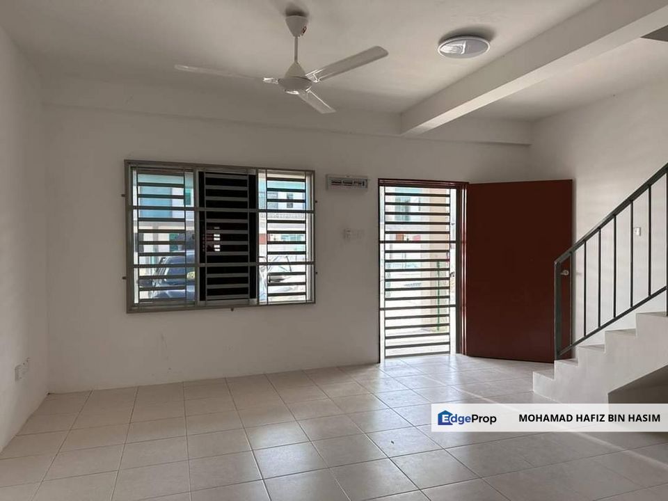 RUMAH TERES 2 TINGKAT UNTUK DI SEWA

TAMAN TASEK GELUGOR UTAMA,
TASEK GELUGOR,
PULAU PINANG, Penang, Tasek Gelugor