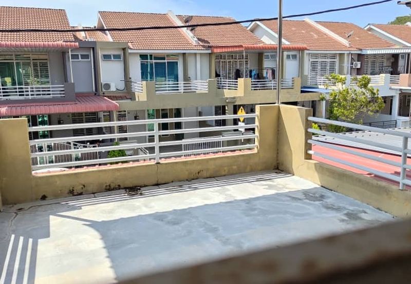 Taman Teluk Air Tawar Indah