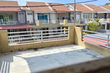 Taman Teluk Air Tawar Indah