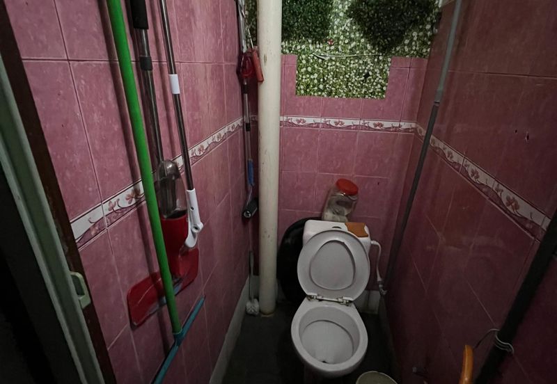 Rumah Pangsa Seri Pauh