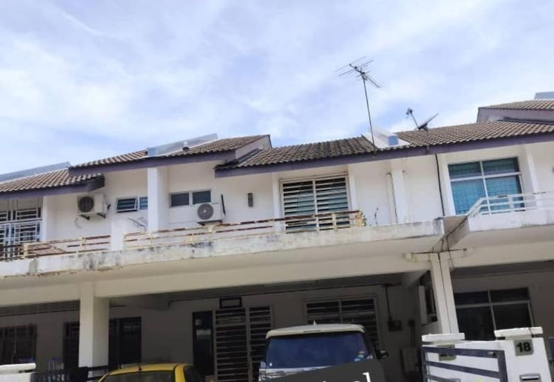 DOUBLE STOREY TERRACE TAMAN BEKAH INDAH PENAGA FOR SALE !!!