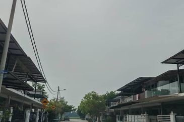 DOUBLE STOREY TERRACE TAMAN BEKAH INDAH PENAGA FOR SALE !!!