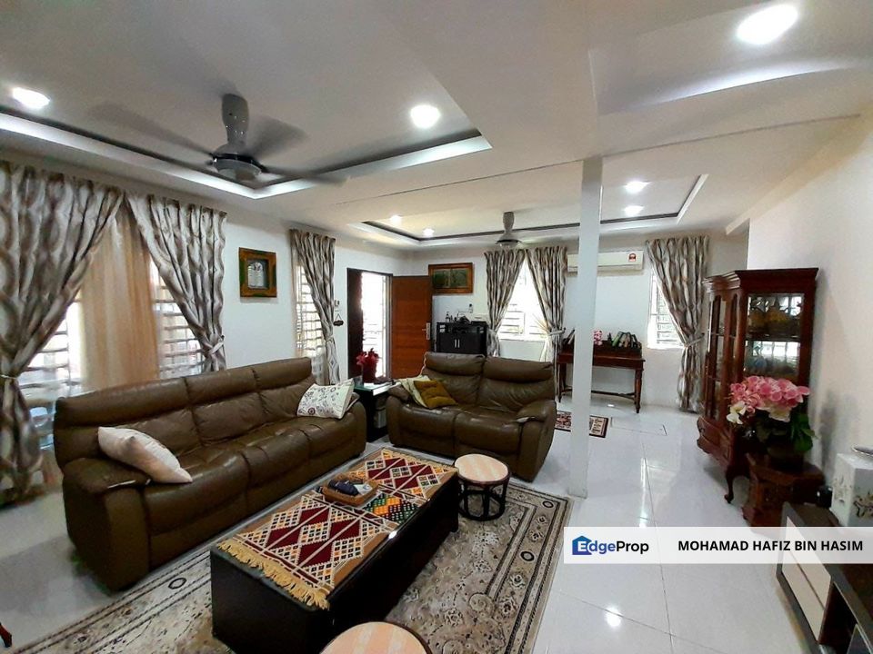 SINGLE STOREY SEMI-D UNTUK DIJUAL ‼️

📍 TAMAN RUPAWAN, KEPALA BATAS, PENANG, Penang, Kepala Batas