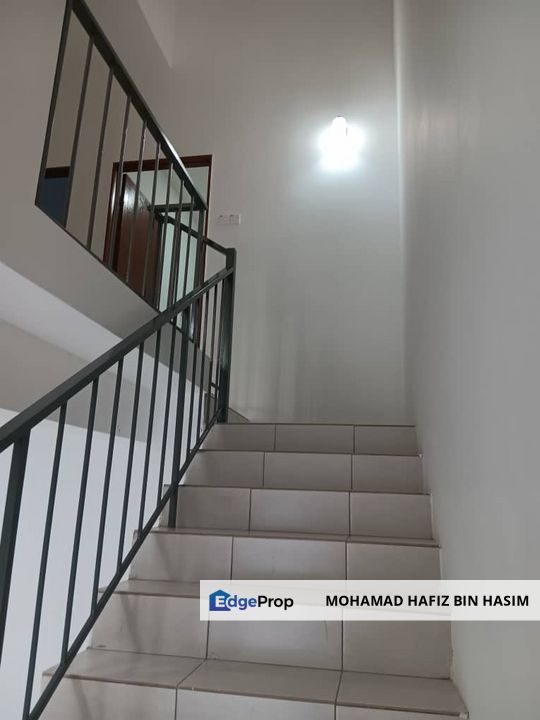 RUMAH TERES 2 TINGKAT UNTUK DI SEWA

TAMAN TASEK GELUGOR UTAMA,
TASEK GELUGOR,
PULAU PINANG, Penang, Tasek Gelugor