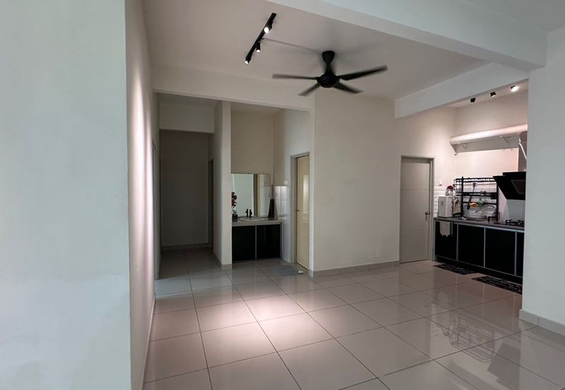 *CONDOMINIUM FOR RENT
(IMMEDIATELY)*

📍Lokasi: ROYALE INFINITY CONDOMINIUM , SIMPANG AMPAT BATU KAWAN, PENANG (Near Bukit Minyak)