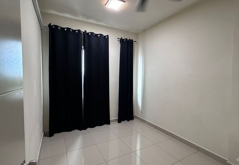 *CONDOMINIUM FOR RENT
(IMMEDIATELY)*

📍Lokasi: ROYALE INFINITY CONDOMINIUM , SIMPANG AMPAT BATU KAWAN, PENANG (Near Bukit Minyak)