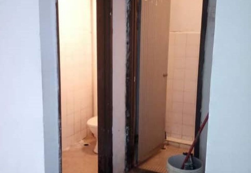 Flat Taman Seri Janggus