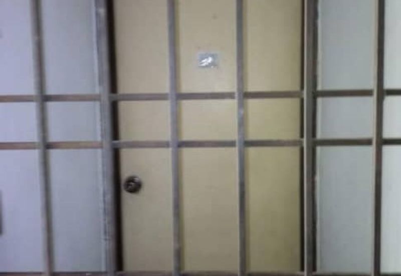 Flat Taman Seri Janggus