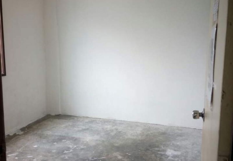 Flat Taman Seri Janggus