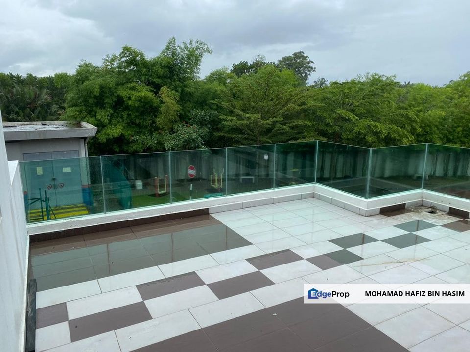 OWNER REDUCE PRICE !!!  ROYALE NOVA 🏠 DOUBLE STOREY END LOT FOR SALE   SIMPANG 4, P.PINANG  Asking price: 620K  HOT LOCATION 🔥🔥🔥, Penang, Bukit Minyak