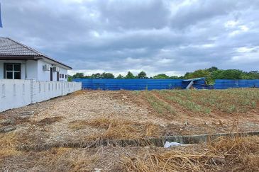 Tanah lot geran individu Tasek Gelugor UNTUK DIJUAL !! !!  Komuniti yang harmoni dan tenang. Kejiranan Melayu