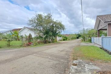 Tanah lot geran individu Tasek Gelugor UNTUK DIJUAL !! !!  Komuniti yang harmoni dan tenang. Kejiranan Melayu