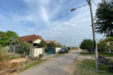 TANAH GERAN INDIVIDU @ Kampung Lahar Yooi, Tasek Gelugor Pulau Pinang. 