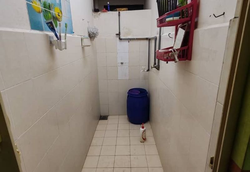 FLAT TAMAN BAYU MUTIARA TINGKAT 1 BUKIT MERTAJAM, PENANG NAK DIJUAL!!!