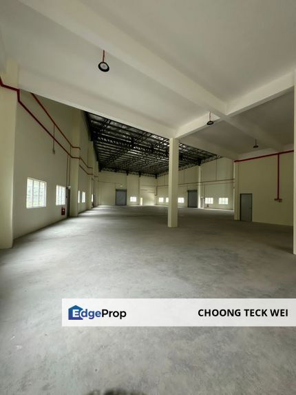 Petaling Jaya Warehouse, Seksyen 51, Facing main road, Selangor, Petaling Jaya