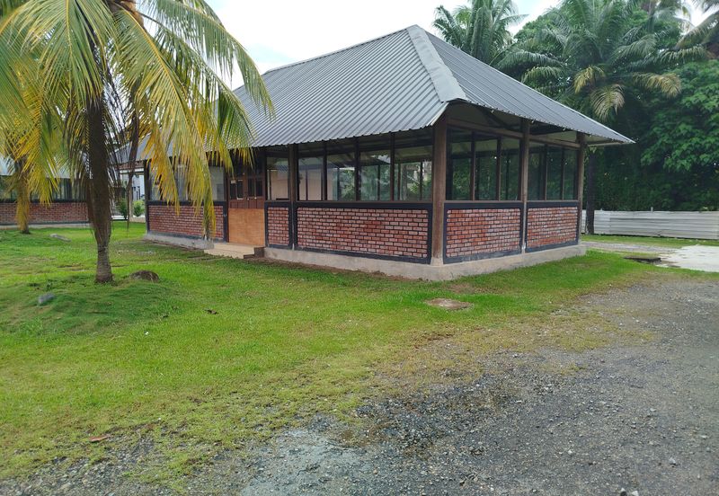 Charming and genuine venue for business setup/accommodation