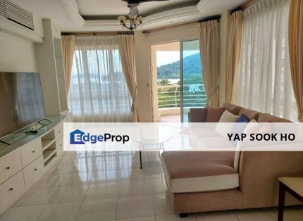 Cozy living at Gold Coast Resort Condominium with sea views., Penang, Sungai Nibong