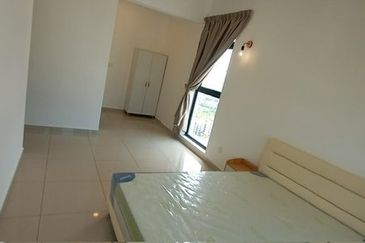 The Golden Triangle 2