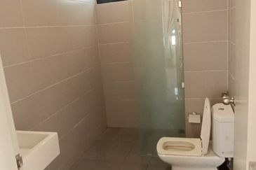 The Golden Triangle 2