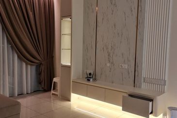 Queens Residences Q2