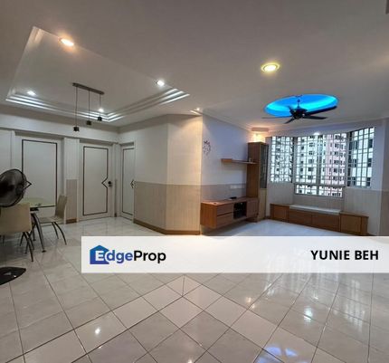 Jay Series high floor renovated with extended unit for sale, Penang, Greenlane