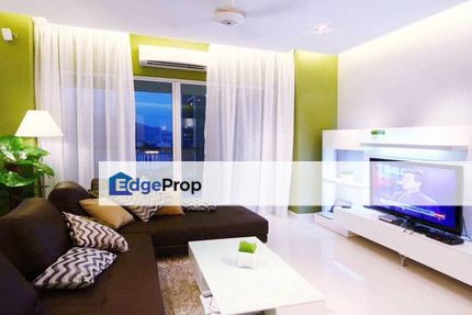 Platino condominium STUDIO unit for SALE, Penang, Gelugor