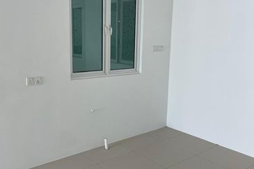 Arasia Perdana (The Clovers)