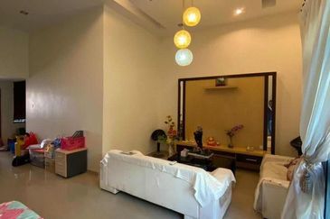 Bukit Dumbar Villa 93